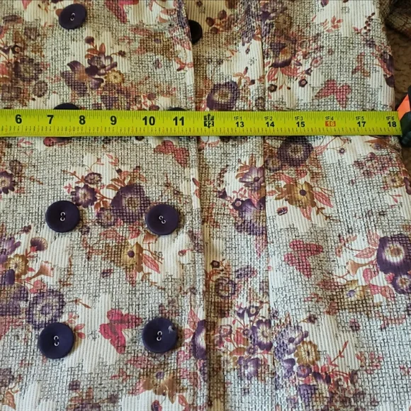 Miss 'De Floral Pea Coat. Trench Coat. Purple Floral. Size Medium. - Picture 6 of 12